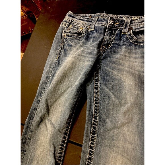 Miss Me Women 28 JP572882 Boot Thick Stitch Embroidered Pocket Jeans Distressed - Picture 1 of 13